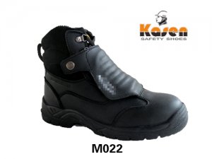 M022